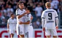 Can Uzun �ov yapt�: Frankfurt, 11 golle kazand�!