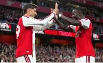 Son �ampiyon Arsenal, �� golle �� puan� ald�