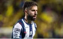 Fenerbah�eli eski futbolcu Rossi'nin ba��na gelen ilgin� olay!