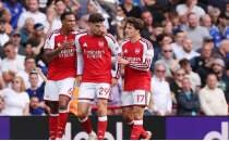 Arsenal, Chelsea derbisinde geri d�nd�