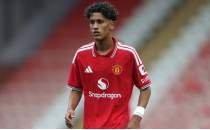 Manchester United'da JJ Gabriel yol ayr�m�nda