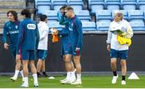 Cristiano Ronaldo kamp� terk etti! Milli tak�m karar� g�ndemde