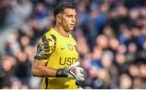 Emiliano Martinez'den k�t� haber!