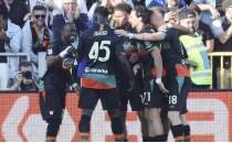 Venezia, Napoli'yi devirerek sezonun ilk galibiyetini ald�!