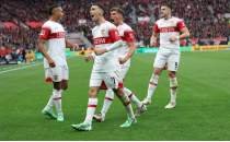 Galatasaray'�n rakibinden Be�ikta�'�n rakibine 4 goll� darbe