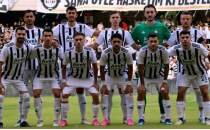 Altay'da iki ayr�l�k, �� futbolcudan geri ad�m