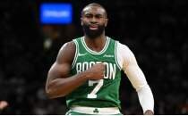Celtics, Jaylen Brown i�in teklifleri dinliyor