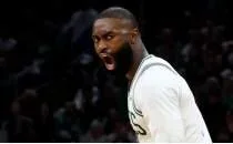 Jaylen Brown'a hakem ele�tirileri nedeniyle 50 bin dolar ceza