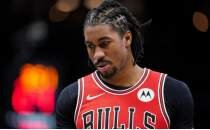 Ivey: 'Bir�ok kez intihar�n e�i�inden d�nd�m'