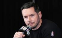 Malone'dan JJ Redick'e ele�tiri: 'Bu kadar g�r�lt�ye gerek yok'