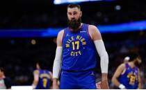 Nuggets, Jonas Valanciunas ile yollar�n� ay�r�yor