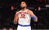 Knicks ile Karl-Anthony Towns aras�nda dev kontrat bilmecesi