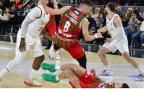 Kar��yaka, Manisa Basket kar��s�nda ma�lup