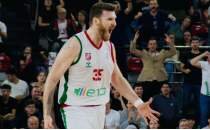 Kar��yaka, potada en �nemli ma��na ��k�yor!