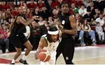 Kar��yaka sahas�nda Erokspor'u tek say� farkla ma�lup etti