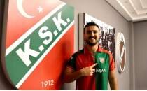 Kar��yaka, �mer Faruk'la devam dedi