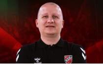 Kar��yaka'da Halis O�uz �zl�t�rk'�n yeni g�revini a��kland�