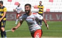 Kar��yaka'da Y�lmaz kap�lar� kapatt�