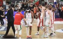 Kar��yaka'n�n potada �n�nde iki final kald�