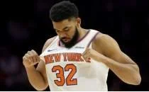 Towns'dan Knicks'e sitem: 'B�y�k hayal k�r�kl��� ya��yorum'