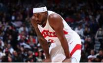 Kawhi, diz sakatl��� sebebiyle en az 1 hafta yok