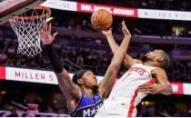 Durant 32 bin say�ya ula�t�, Rockets 19 say� fark� eritip kazand�