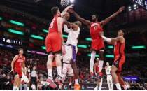 NBA play-off'lar�nda Rockets, Alperen �eng�n'�n 19 say� att��� ma�ta Lakers'� yendi 