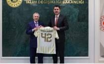Bakan Kurum, Aziz Y�ld�r�m'� a��rlad�