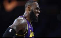 LeBron, yeni tak�m�n� se�mek i�in acele etmeyecek
