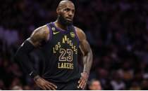 LeBron James'in Lakers'ta kalmas� bekleniyor, Warriors en g��l� alternatif