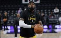 LeBron'un yeni tak�m karar� yak�n: 'Sizi fazla bekletmeyece�im'