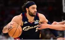 Cavaliers, Max Strus'u takas etmek i�in �al��malar�n� s�rd�r�yor