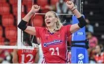 Yeliz Ba�a: 'Asya da forma giymek istedi�im bir tek �in kalm��t� ve hayalimdi'