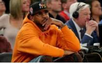 Carmelo'dan Knicks'e destek: '�imdi �ampiyonlu�u savunma zaman�'