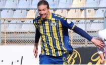 Menemen, Play-Off yar���nda havlu att�