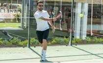 Milli sporcu sezonun yorgunlu�unu Antalya'da at�yor