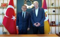 Oliver Kahn ve Dursun �zbek bir araya geldi