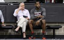 LeBron ve Riley'nin ortak merak�: 'Heat d�nemi daha uzun s�rseydi ne olurdu'