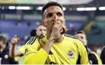 Internacional, Becao i�in harekete ge�ti!