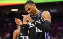 Kings, Westbrook'la yeniden bir araya gelmeyi de�erlendiriyor