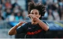 Feyenoord, Cambuur kar��s�nda farkl� kazand�