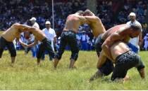 K�rkp�nar'da 'd�nyan�n en pahal� ko�u' er meydan�nda sat�l�yor