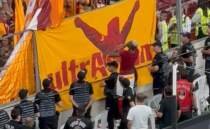 Victor Osimhen ma� sonu trib�ne gitti!