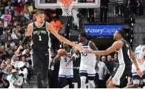 NBA'de Timberwolves'u yenen Spurs, seride 3-2 �ne ge�ti