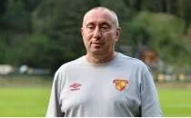 Stanimir Stoilov: 1 ya da 2 transferi kampa yeti�tirece�iz