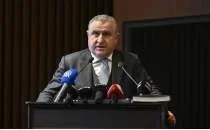 Bakan Bak'tan Mircea Lucescu i�in taziye mesaj�