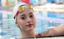 Madalya avc�s� milli para y�z�c� Melisa'n�n hedefi d�nya �ampiyonlu�u