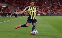 Mert M�ld�r, Fenerbah�e formas�yla '100. ma��na' ��kacak