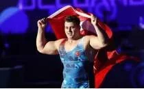 R�za Kayaalp'ten tarihi rekor: Avrupa'da 13. alt�n