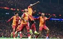 Galatasaray'da savunma sanat�: Devler Ligi'nde ba�ar� b�yle geldi